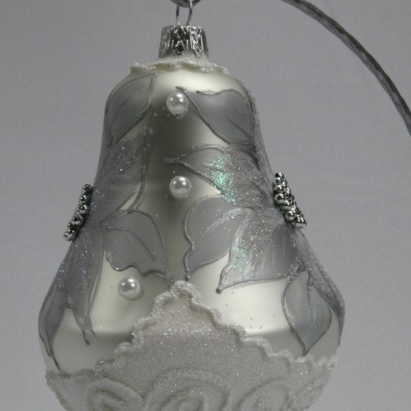 ** CHRISTMAS BELL Ornament 4-Inch Hand Made And Decorated **SILVER COLOR** - Picture 2 of 7